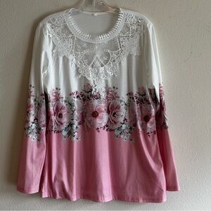 EUC Floral Lace Women's Top - Pink and White Size Large